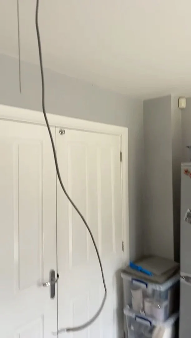 How can you speed up installing downlights?

"I'll stick to the chain and magnet"